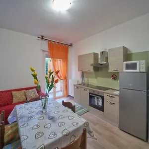 Casa Della Nonna Apartment